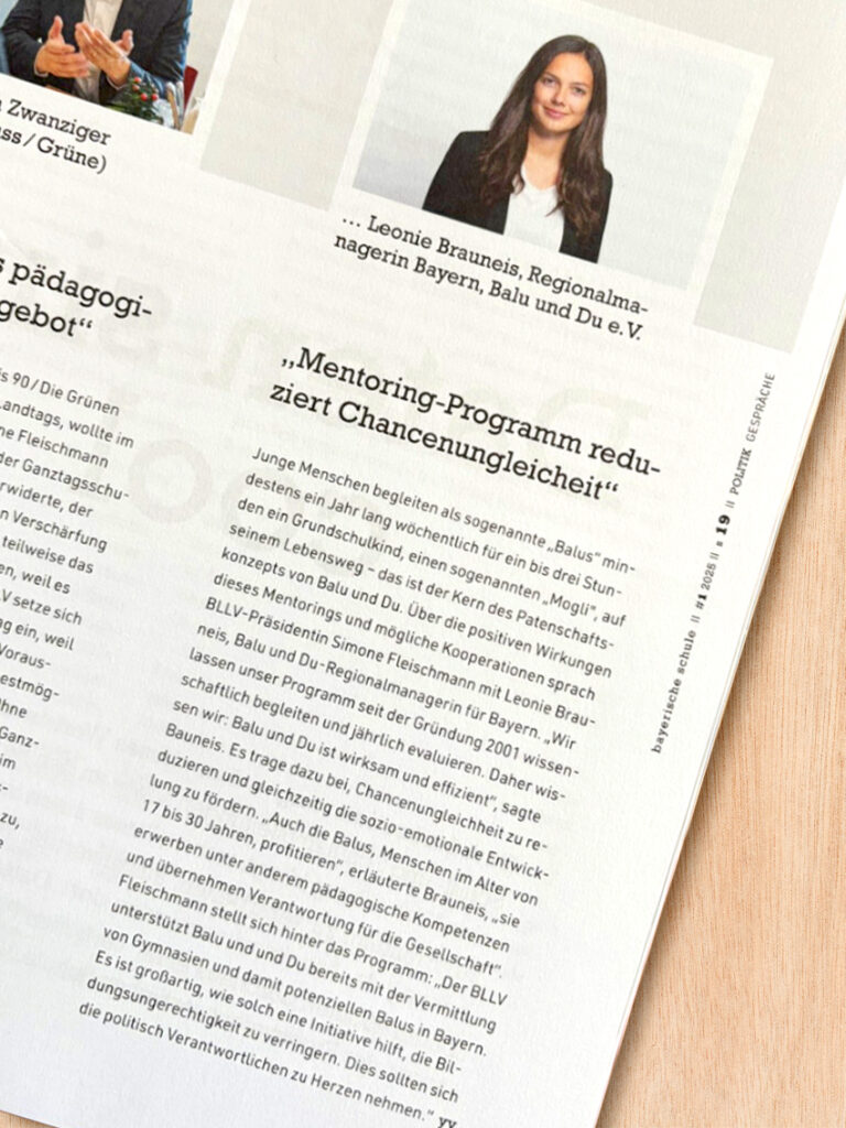 Ausschnitt aus einem Magazin, zu sehen ist ein Bild und ein Artikel von Regionalmanagerin Leonie Brauneis.